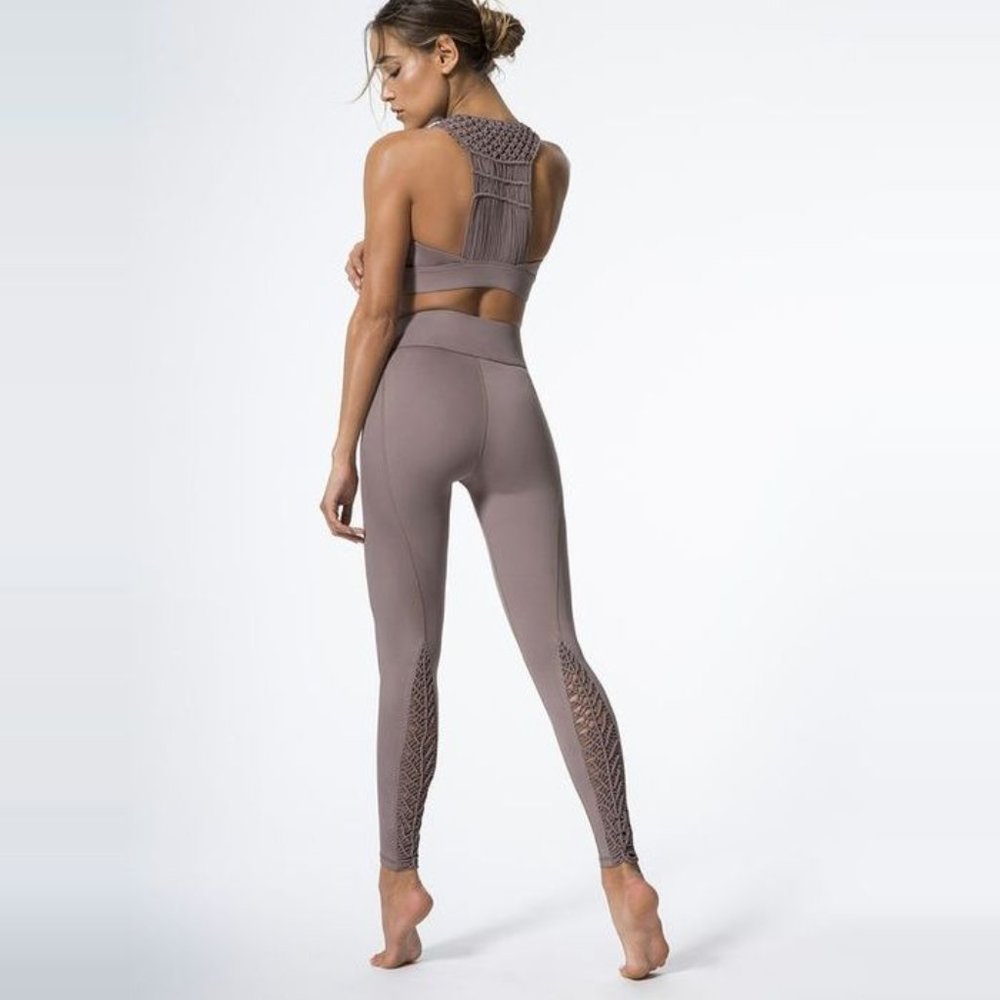 SOLD OUT CARBON38 PADANG MACRAME LEGGING